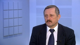 Военным дадут право регулировать дорожное движение () Военным дадут право регулировать дорожное движение
