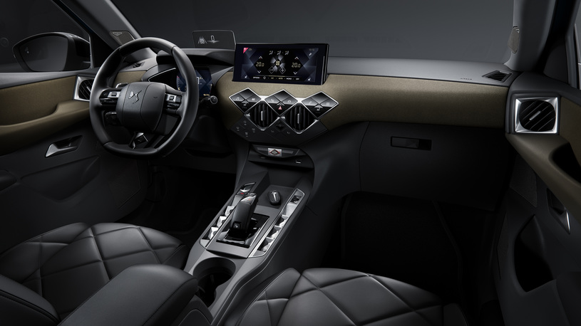 Гибридный DS 7 Crossback, концепт 2035 года и еще две премьеры DS в Париже