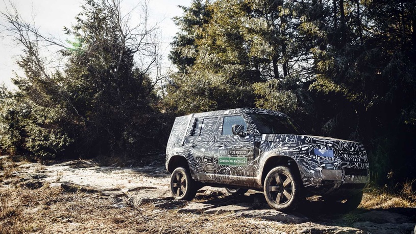 Возвращение Land Rover Defender: названы сроки премьеры