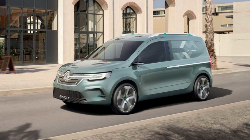 Renault обновила минивэны и фургоны Master и Traffic