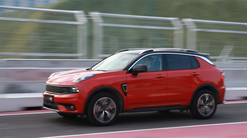 В России появятся гибриды Geely и вернутся суперкары Lotus