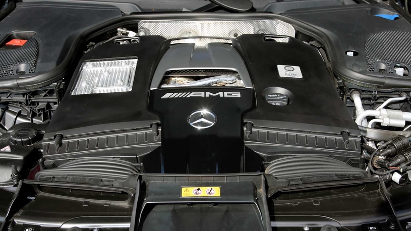 Четырехдверный Mercedes-AMG GT 63 S зарядили вровень с гиперкарами