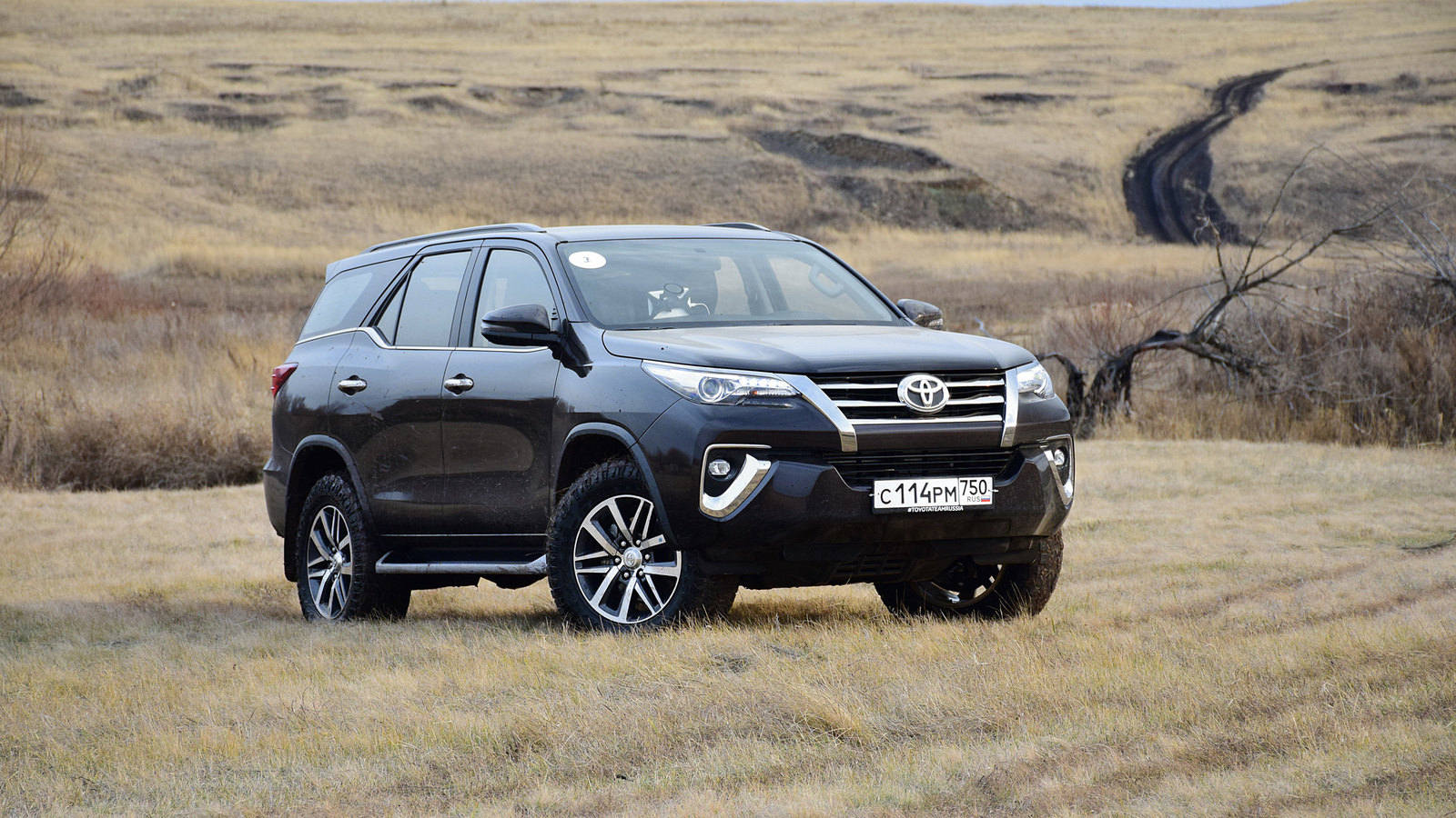 Toyota Land Fortuner