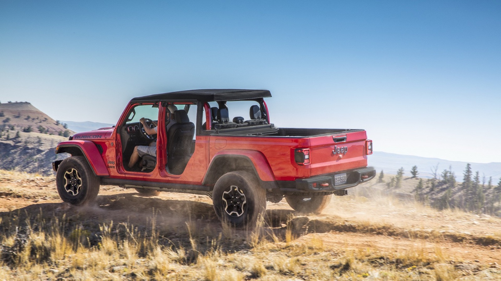 Gladiator вернулся: Jeep представил возрожденный пикап 