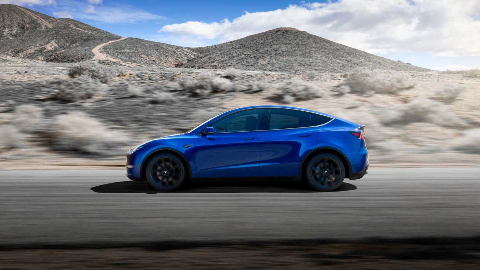 Кроссовер Tesla Model Y: покров тайны сорван, цены озвучены