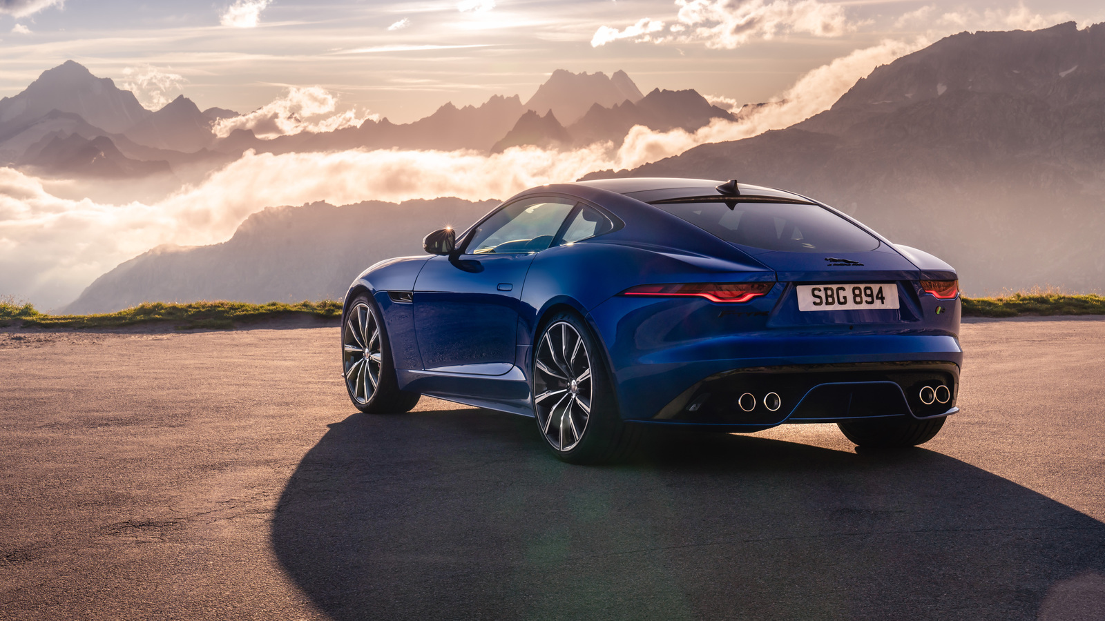 Jaguar f Type 2021