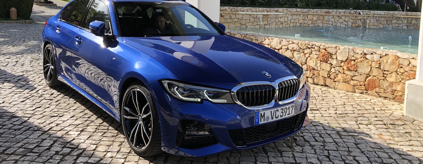 Первый обзор и тест-драйв новейшего BMW 3 Серии G20 (видео)