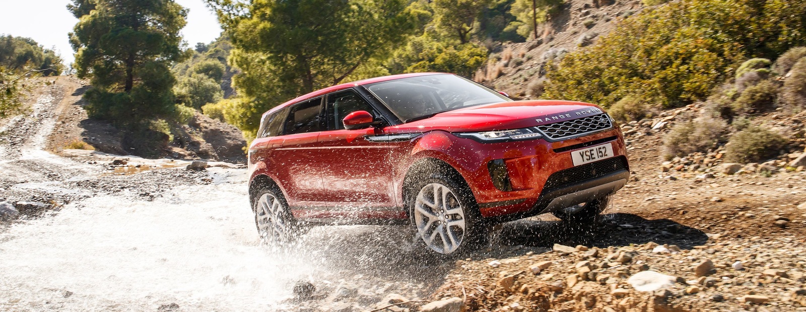 В России стартовали продажи нового Range Rover Evoque
