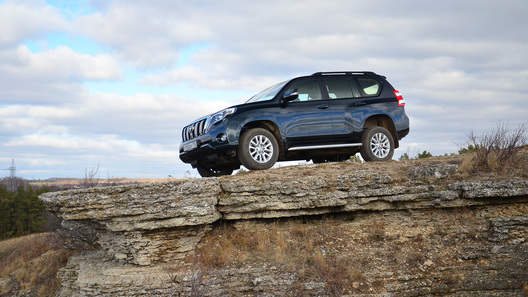 Митсубиши Pajero II и Тоета Land Cruiser Prado - Дваяпонца, два заклятых друга