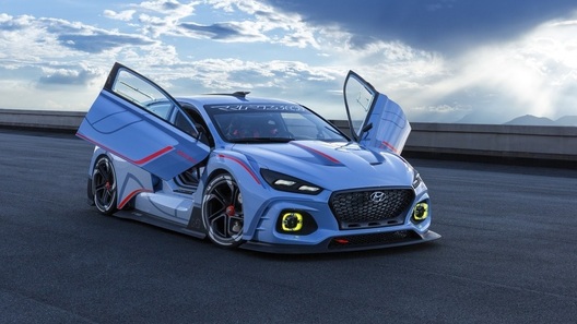 Такой машины у Hyundai еще не было. Но скоро появится!