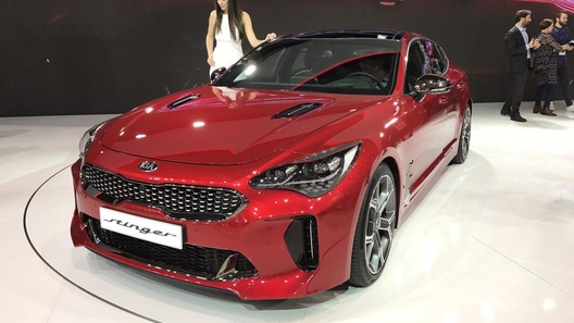 Киа анонсировала русские продажи самого скорого Кия Stinger