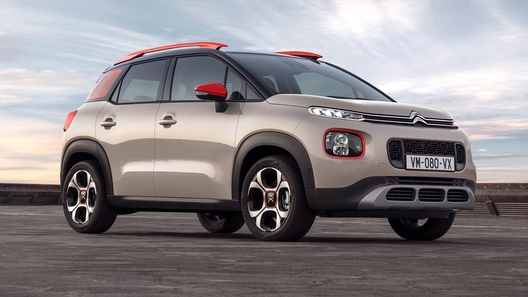 В России начались продажи экстравагантного кроссовера от Citroen