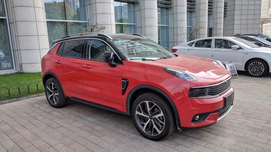 Volvo будет собирать китайские кроссоверы в Европе
