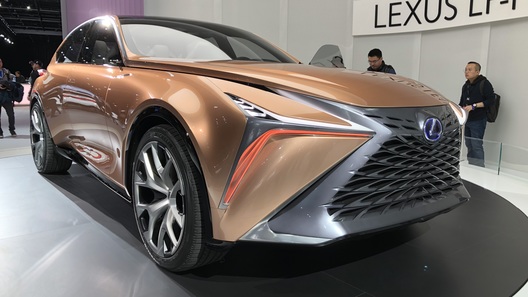 Lexus выпустит новый суперкроссовер: мощнее и дешевле Lamborghini Urus