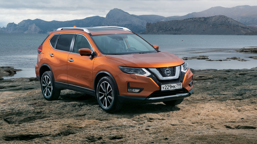 В России стартовали продажи обновленного Nissan X-Trail