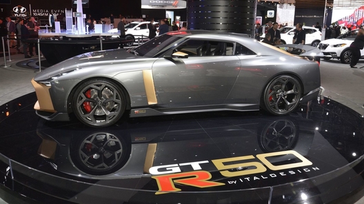 Nissan GT-R за миллион евро оказался никому не нужен