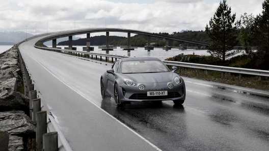 Alpine "подогрела" свою единственную модель A110