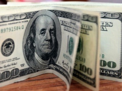 Доллар мешает развивающимся странам развиваться?
