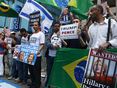 В городах Бразилии прошли акции в поддержку Трампа