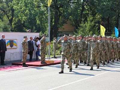 Министр обороны в метро и гости из НАТО: в Киеве готовятся к военному параду