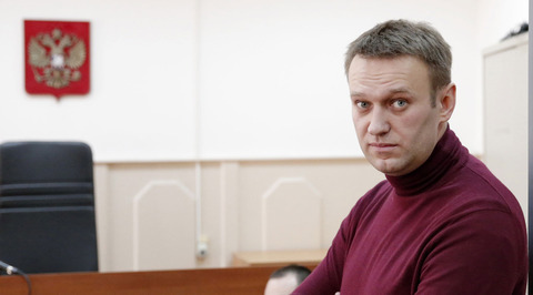 Девушкам кончают на тело