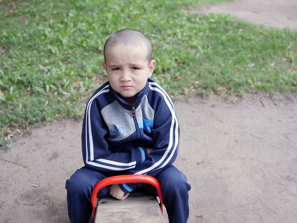 Восьми мальчик. Пацан 8 лет. Мальчик Толя. Толя 8 лет. Маленький мальчик 8 лет ему.