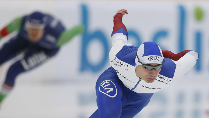 Российские конькобежцы победили в командном спринте на этапе Кубка мира в Японии
