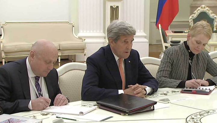 Путин и Керри проводят переговоры в Кремле