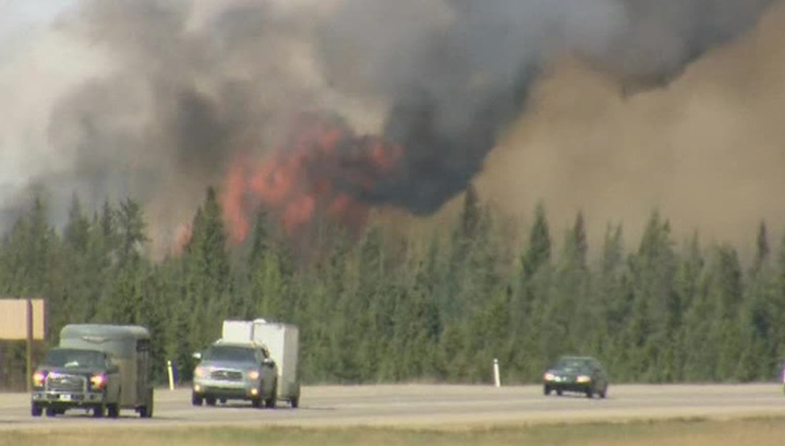 Лесные пожары в Канаде поглотили 2,1 тысячи гектаров