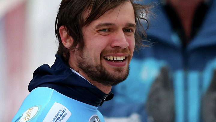 Скелетонист Третьяков победил на втором этапе Кубка мира