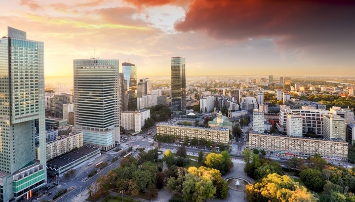 Страна костелов и янтаря: что купить в Польше по цене московской двушки