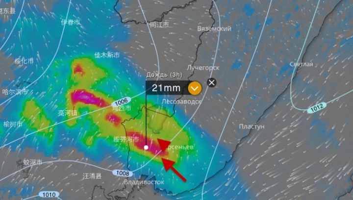 Карта осадков владивосток в реальном. Осадки в Приморском крае. Карта осадков Приморский край. Охотское море опасные природные явления. Атмосферный фронт Владивосток.