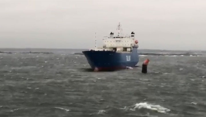 Эстонский паром с пассажирами потерял управление у берегов Швеции