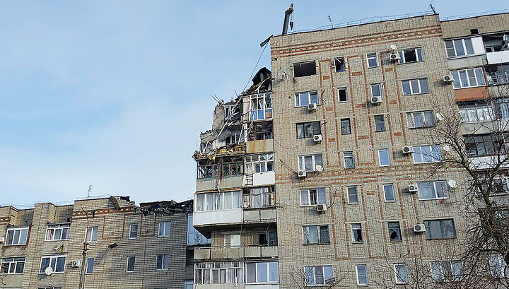 Два этажа взорвавшегося в Шахтах дома демонтируют