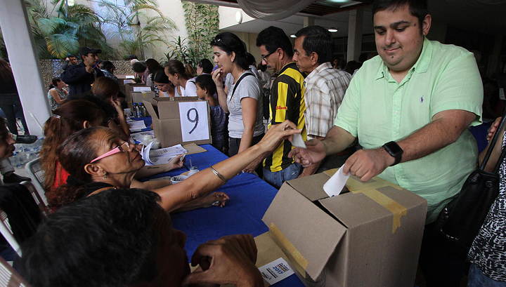 В Венесуэле в 2020 году состоятся только парламентские выборы