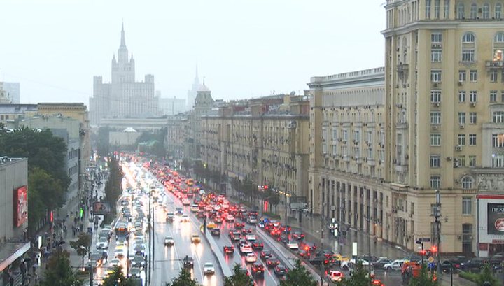 Ливень в Москве затопил некоторые подземные переходы