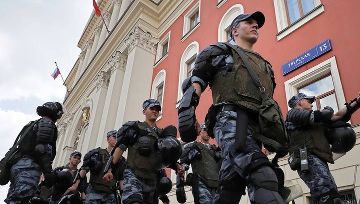 СКР возбудил дело о массовых беспорядках в центре Москвы