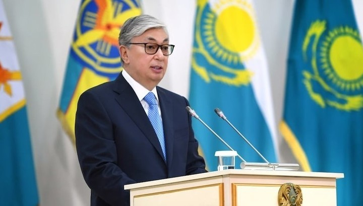 Президент Казахстана распорядился сократить к 2024 г. количество госслужащих на 25%