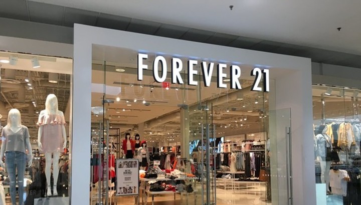 Производитель одежды Forever 21 объявил о банкротстве