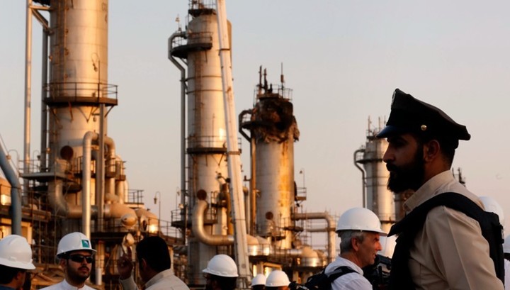 Цены на нефть упали после восстановления добычи Saudi Aramco