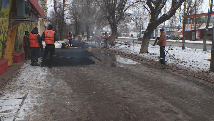 В Костроме переделают тротуар с уложенным на лёд асфальтом