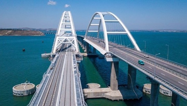 Росавтодор выдал разрешение на начало ж/д движения по Крымскому мосту