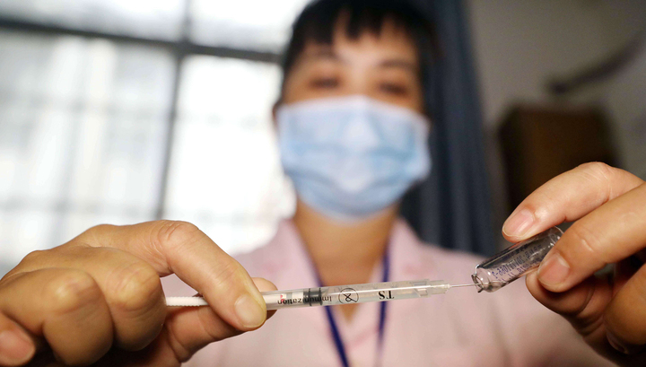 Посол КНР: в Китае разработали вакцину от коронавируса