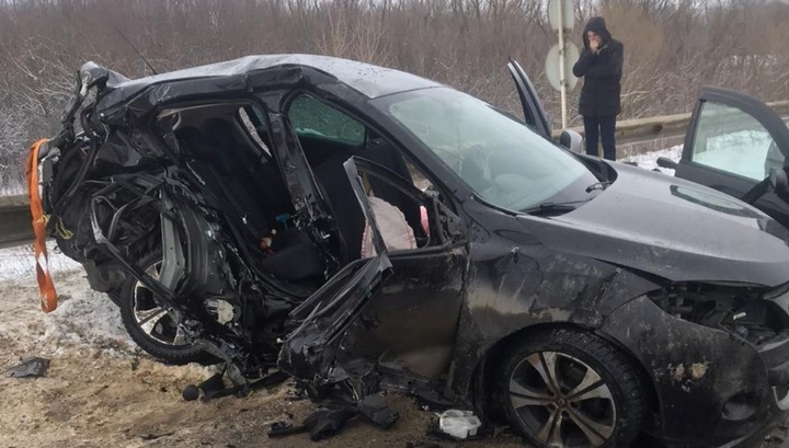 В Мордовии выезд на встречную полосу привел к аварии и гибели трех человек