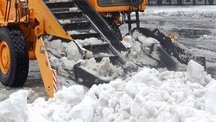 В Башкирии рабочий получил тяжелую травму при уборке снега
