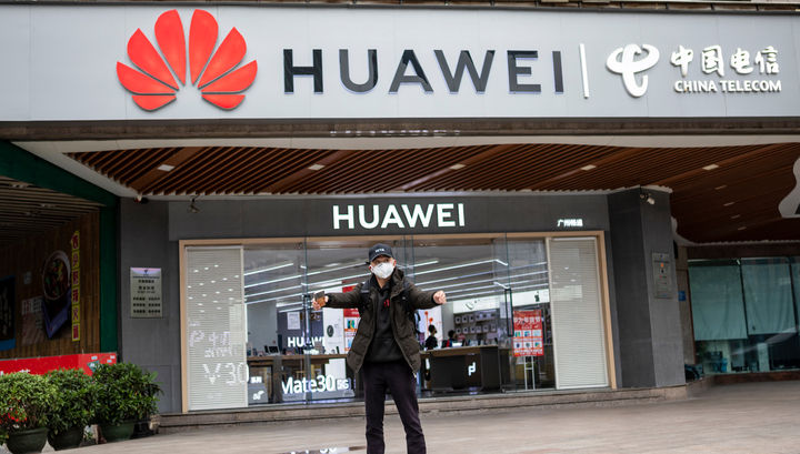 Huawei возвращает людей на заводы и увеличивает бюджет на НИОКР