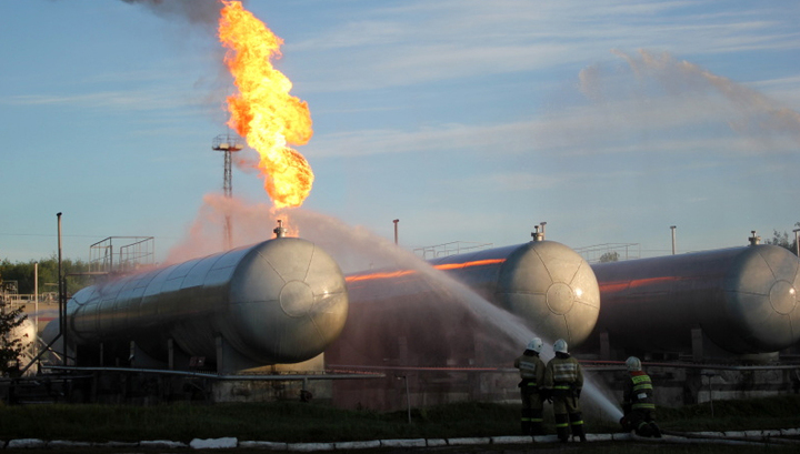 Пожар после взрыва газа в Казани потушен