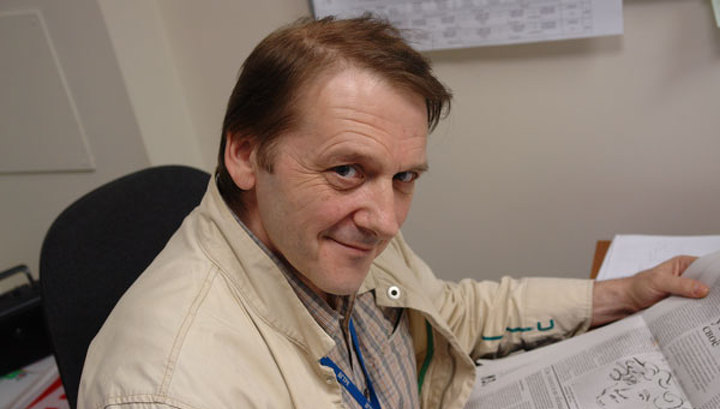 yaponka-navestila-muzha-na-rabote