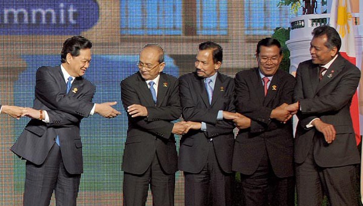 Странами членами асеан являются. Ассоциация государств Юго-Восточной Азии (АСЕАН). Саммит АСЕАН 2002. АСЕАН В Камбодже. Председатель АСЕАН.