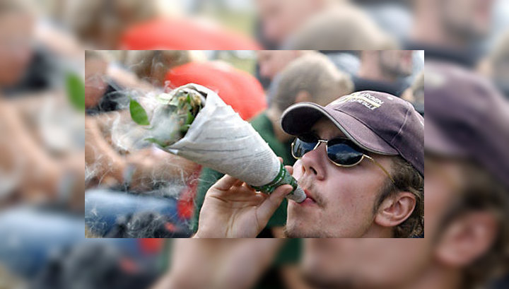 Курение марихуаны в голландии если покурить конопли что будет